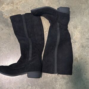 Women’s High Calf Boots